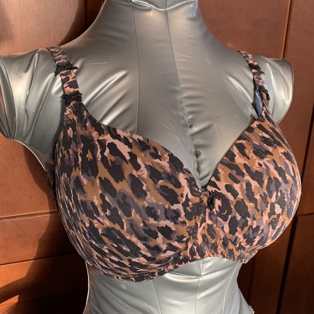 Prima Donna twist 32E camo bra